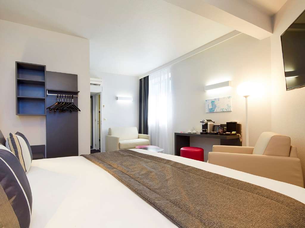 kyriad paris ouest bezons la defense