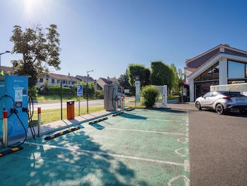 ibis cergy pontoise le port