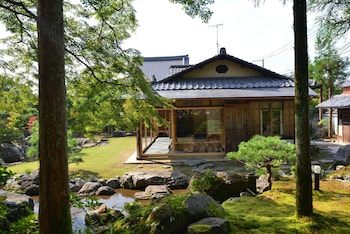 aoi suites at nanzenji kan un an