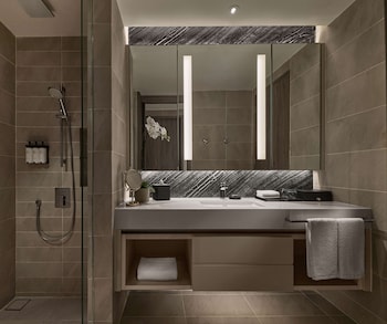 pan pacific serviced suites kuala lumpur