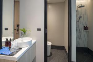 Jonox Phuket Karon Hotel,,4 star