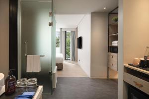 jonox phuket karon hotel