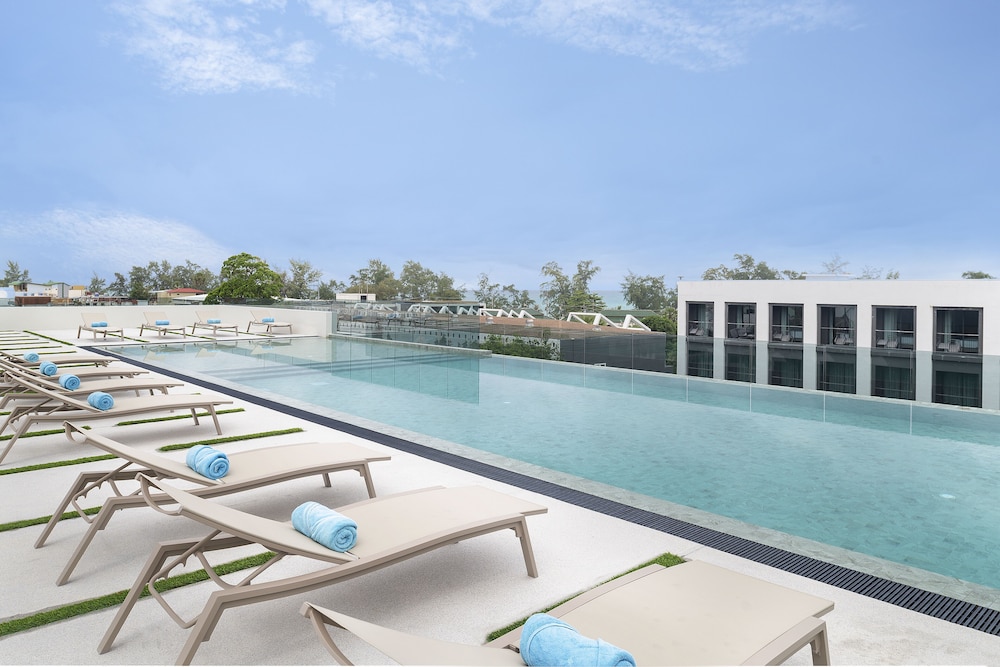 jonox phuket karon hotel