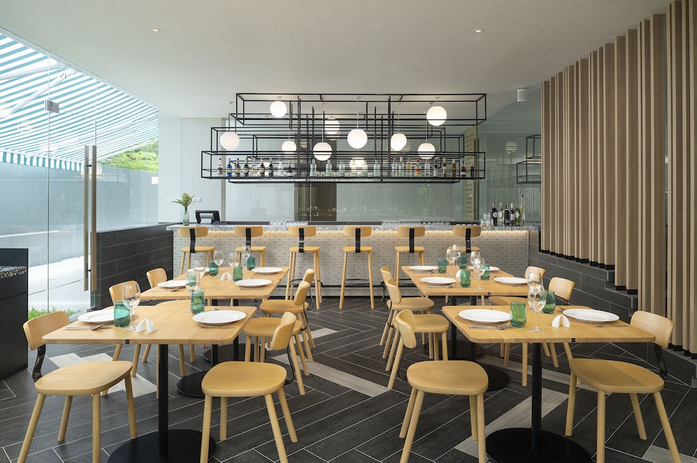jonox phuket karon hotel