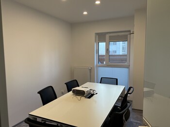 cozy 2 room penthouse lakeview w14