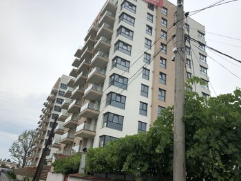cozy 2 room penthouse lakeview w14