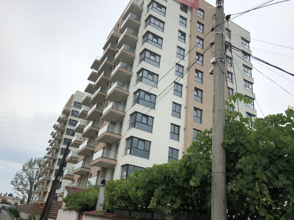 cozy 2 room penthouse lakeview w14