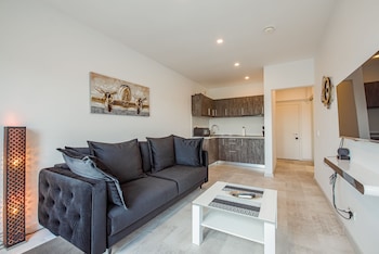 cozy penthousestudio cityview w12