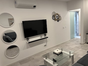 fancy penthousestudio lakeview w10