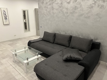 stunning 3 room penthouse w10 w11