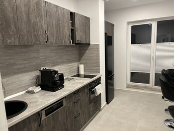 stunning 3 room penthouse w10 w11