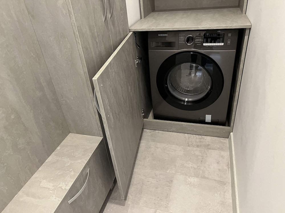 stunning 3 room penthouse w10 w11