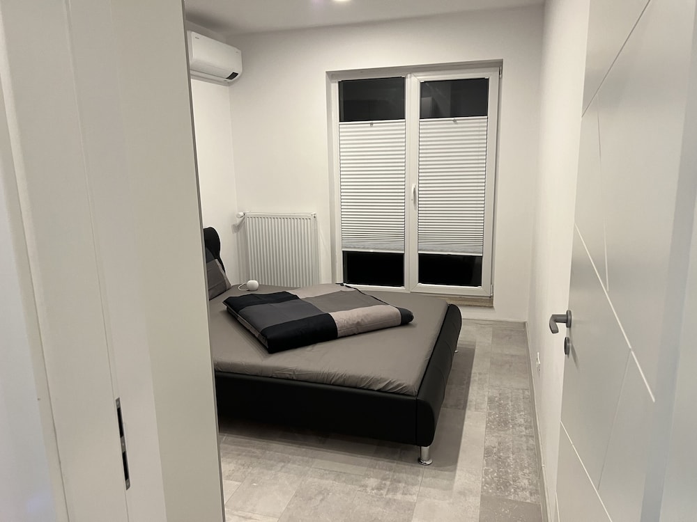 stunning 3 room penthouse w10 w11
