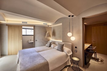 joes gomila boutique hotel