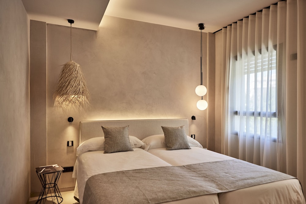 joes gomila boutique hotel