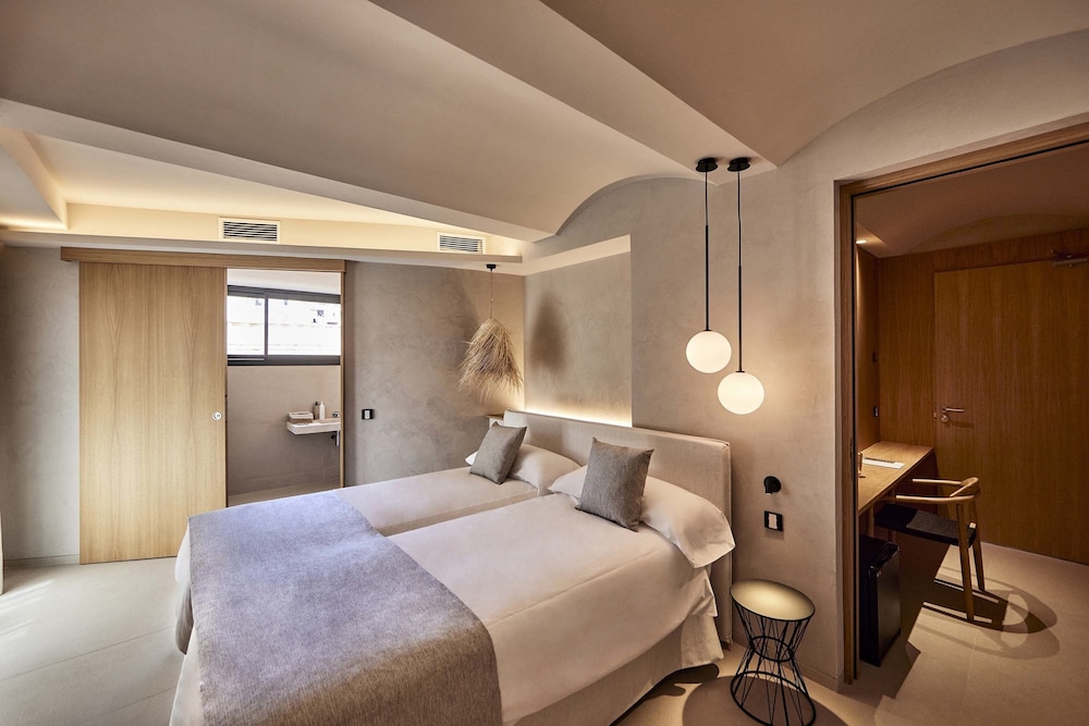 joes gomila boutique hotel