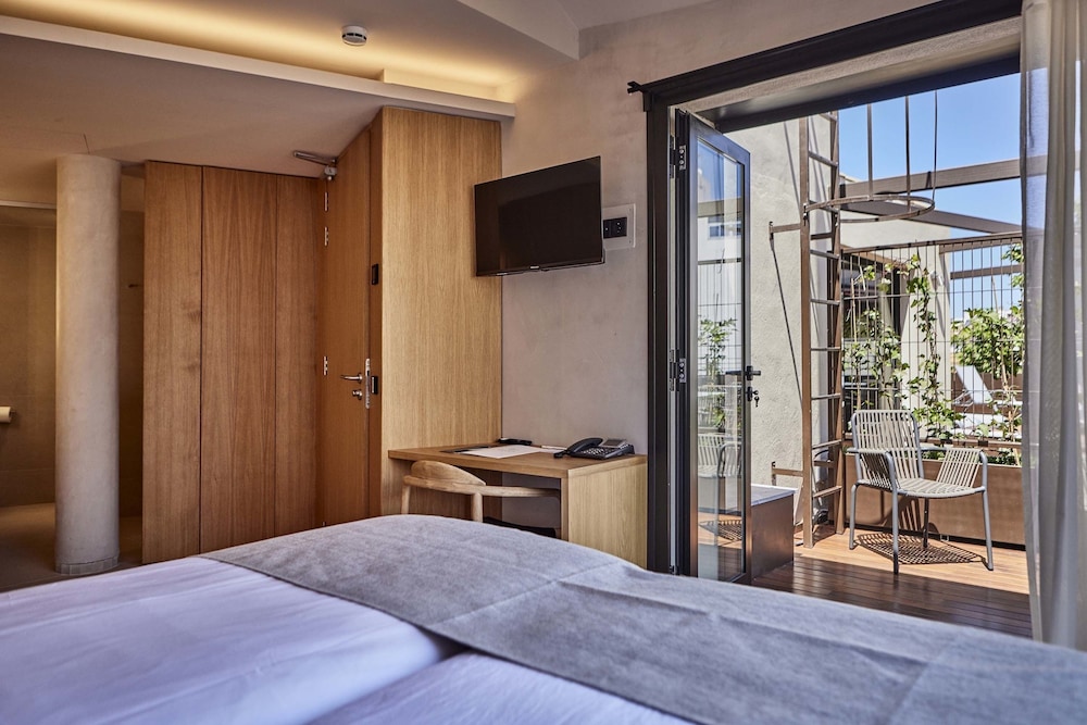 joes gomila boutique hotel