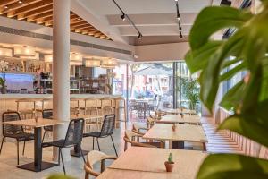 joes gomila boutique hotel