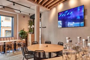 joes gomila boutique hotel