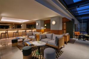 artotel casa kuningan