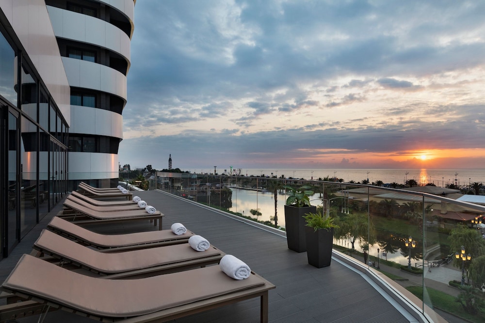 courtyard by marriott batumi