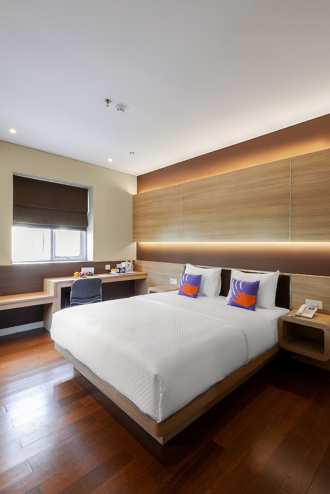fox lite grogol jakarta