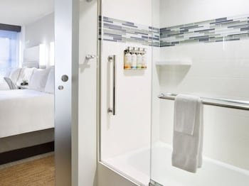 even hotel rockville washington dc area by ihg