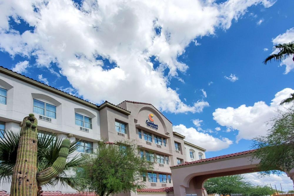 country inn and suites by carlson phoenix airport at tempe