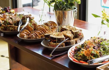 inns of virginia falls church