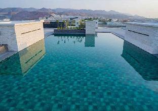 doubletree by hilton muscat qurum