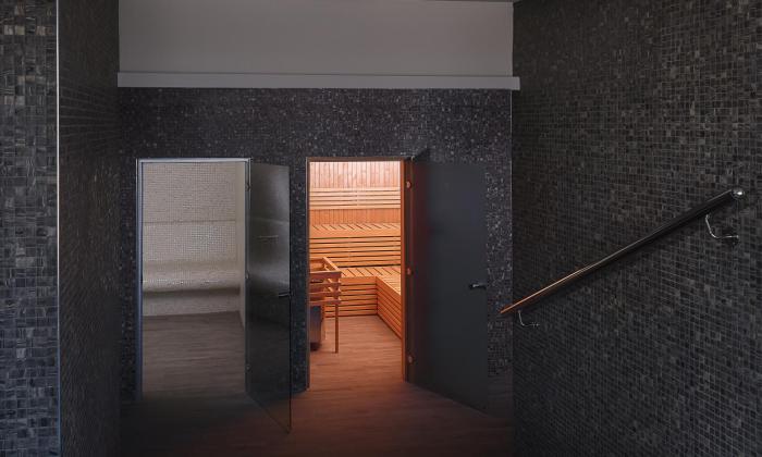 doubletree by hilton muscat qurum