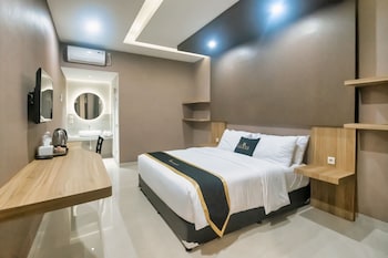 class premium guest house