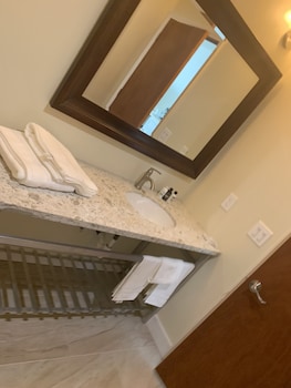 lakeview hotel