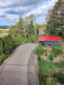 lakeview hotel