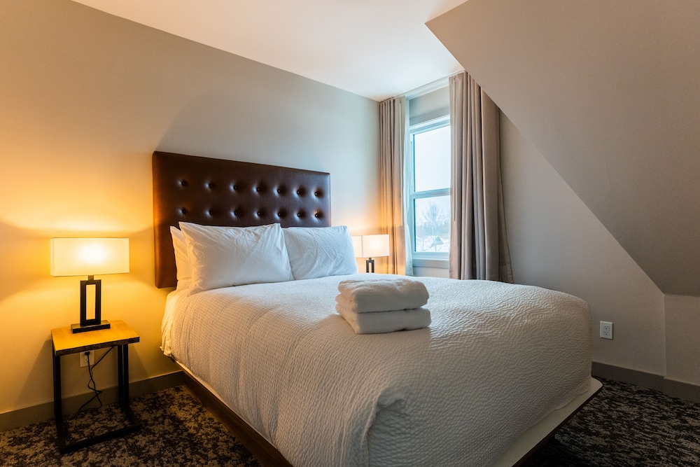 basecamp suites banff