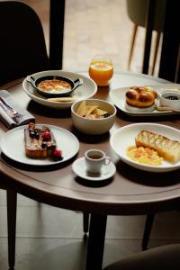 Hotel Coco,,4 star