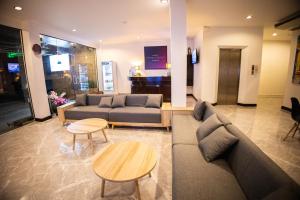 ricos patong residence