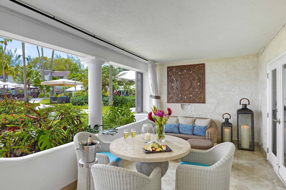 colony club by elegant hotels