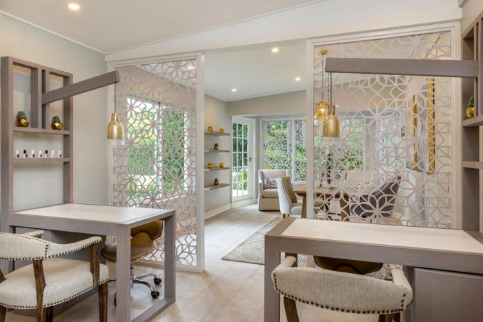 colony club by elegant hotels