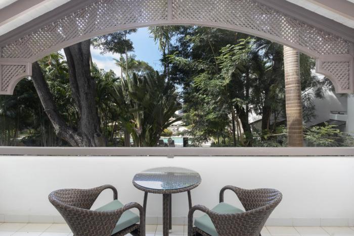 colony club by elegant hotels