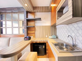 homey designed and cozy 2br at mekarwangi square cibaduyut apartment