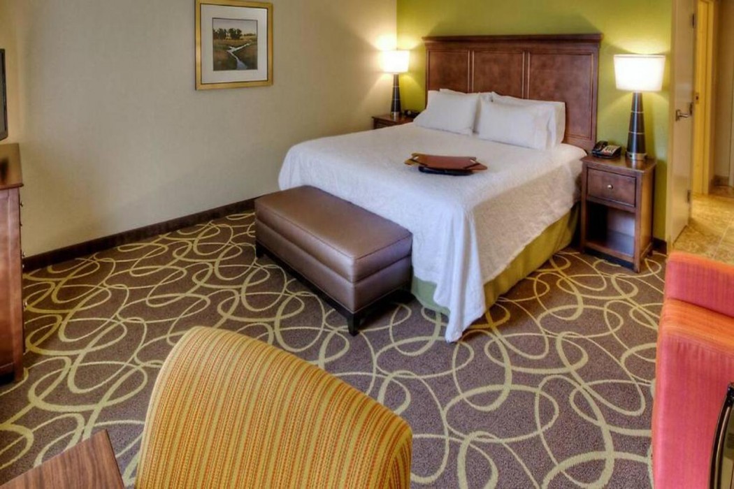 hampton inn and suites rochester downtown