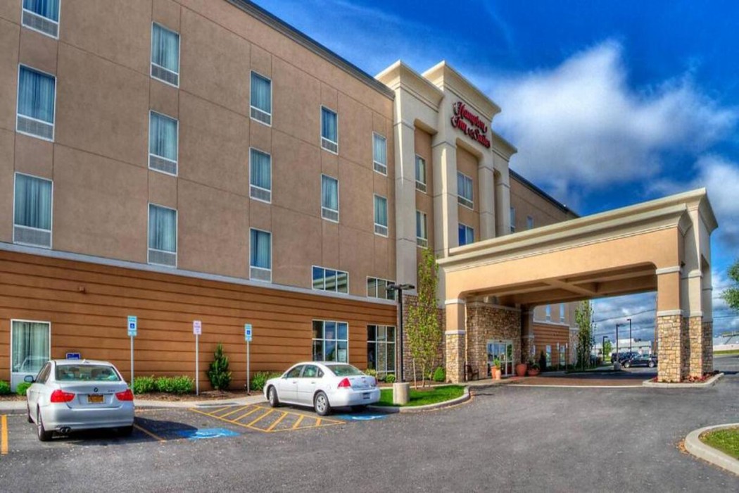 hampton inn and suites rochester downtown