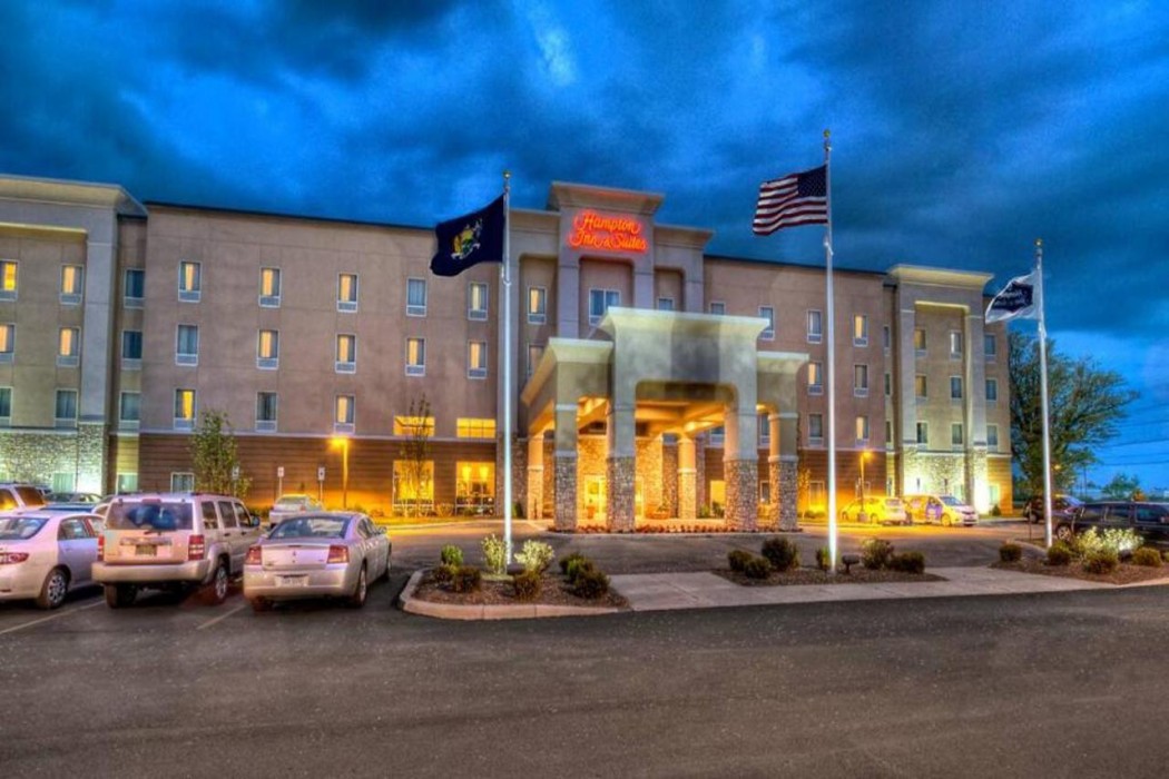 hampton inn and suites rochester downtown