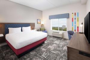 hampton inn and suites rochester downtown