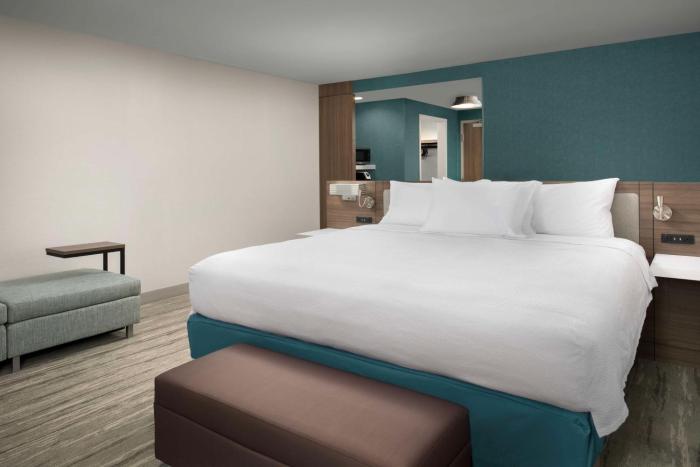 hilton garden inn florence cincinnati airport south