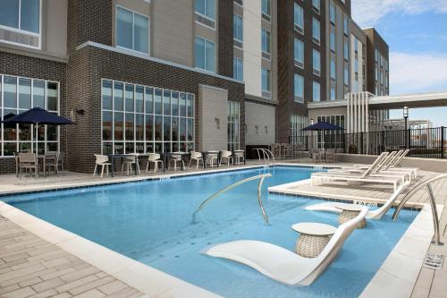 hilton garden inn florence cincinnati airport south