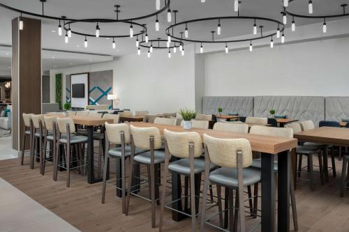 hilton garden inn florence cincinnati airport south