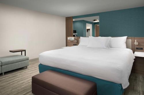 hilton garden inn florence cincinnati airport south