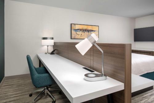 hilton garden inn florence cincinnati airport south